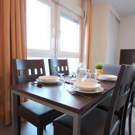 Suiteasy Citadelle 4* مونبيلييه